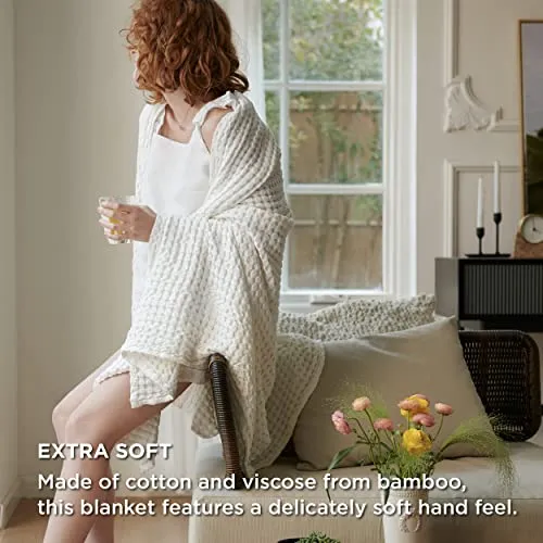 Bedsure Cooling Cotton Waffle Queen Size Blanket - Lightweight Breathable Blanket of Rayon Derived from Bamboo for Hot Sleepers, Luxury Throws for Bed, Couch and Sofa, Ivory, 90x90 Inches