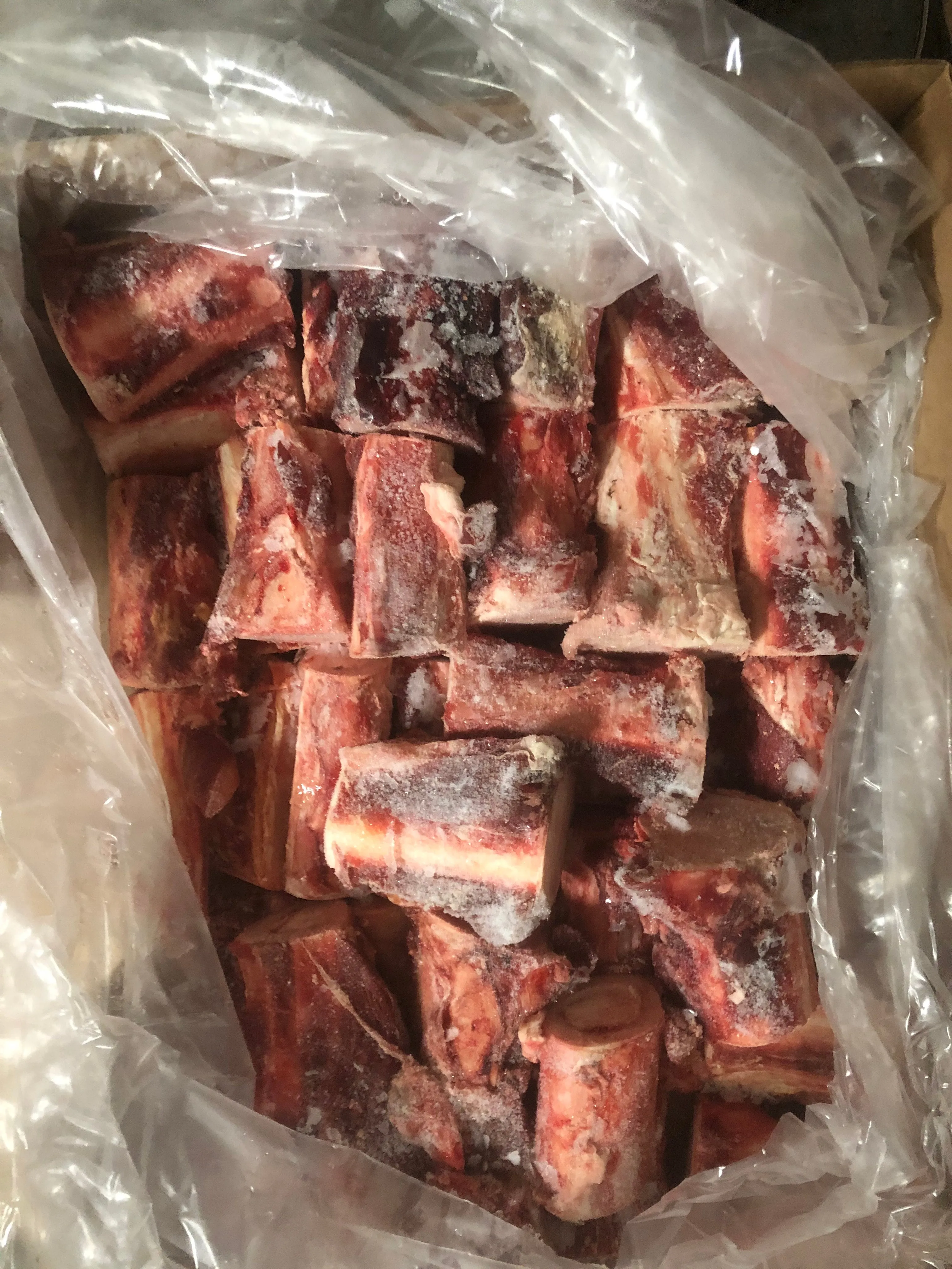 Beef Femur Bones *2 Sizes Available*