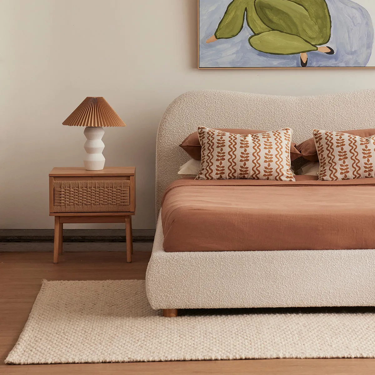 Cloud Boucle Queen Bed (Oak, Cream)