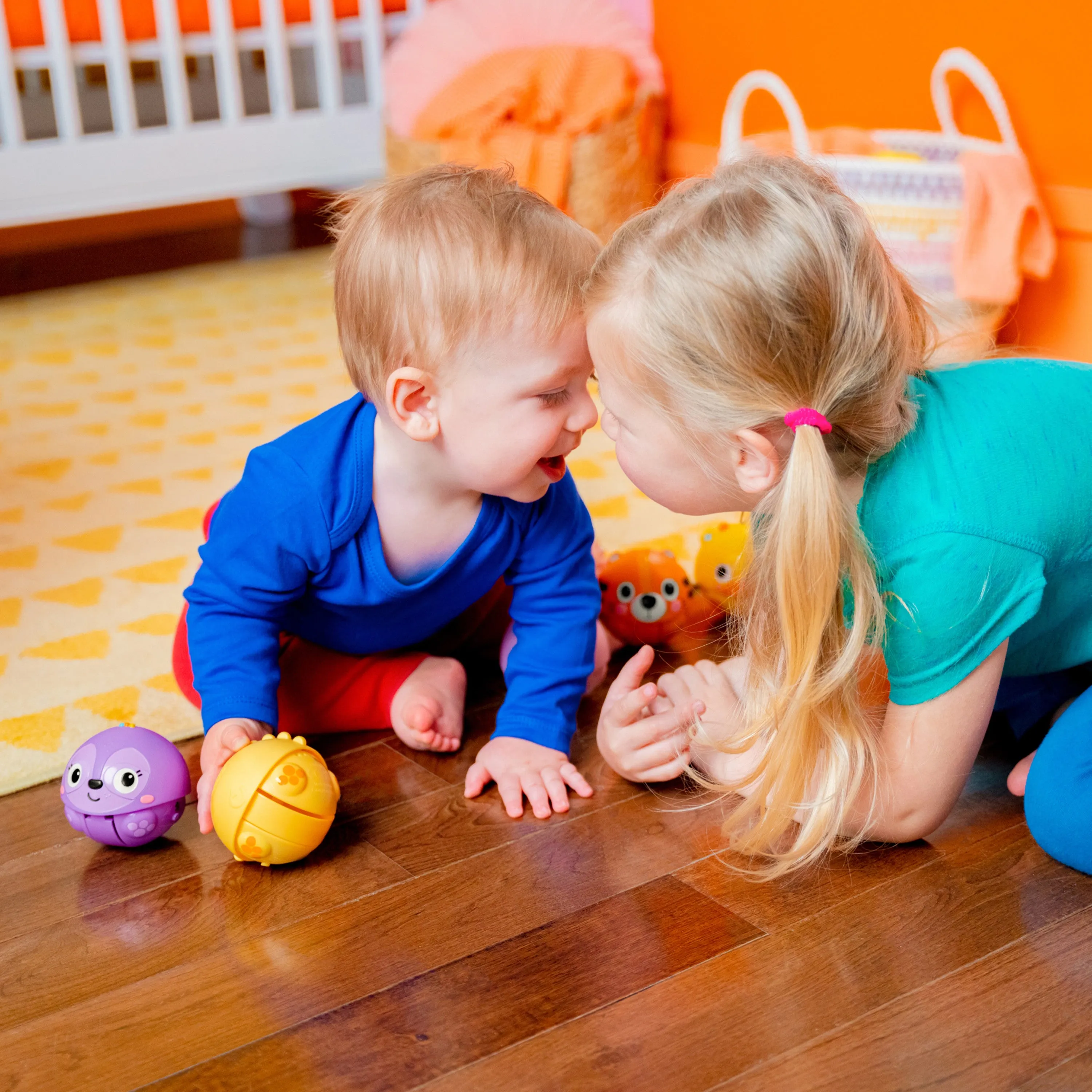 Giggables Roll & Chase Toy