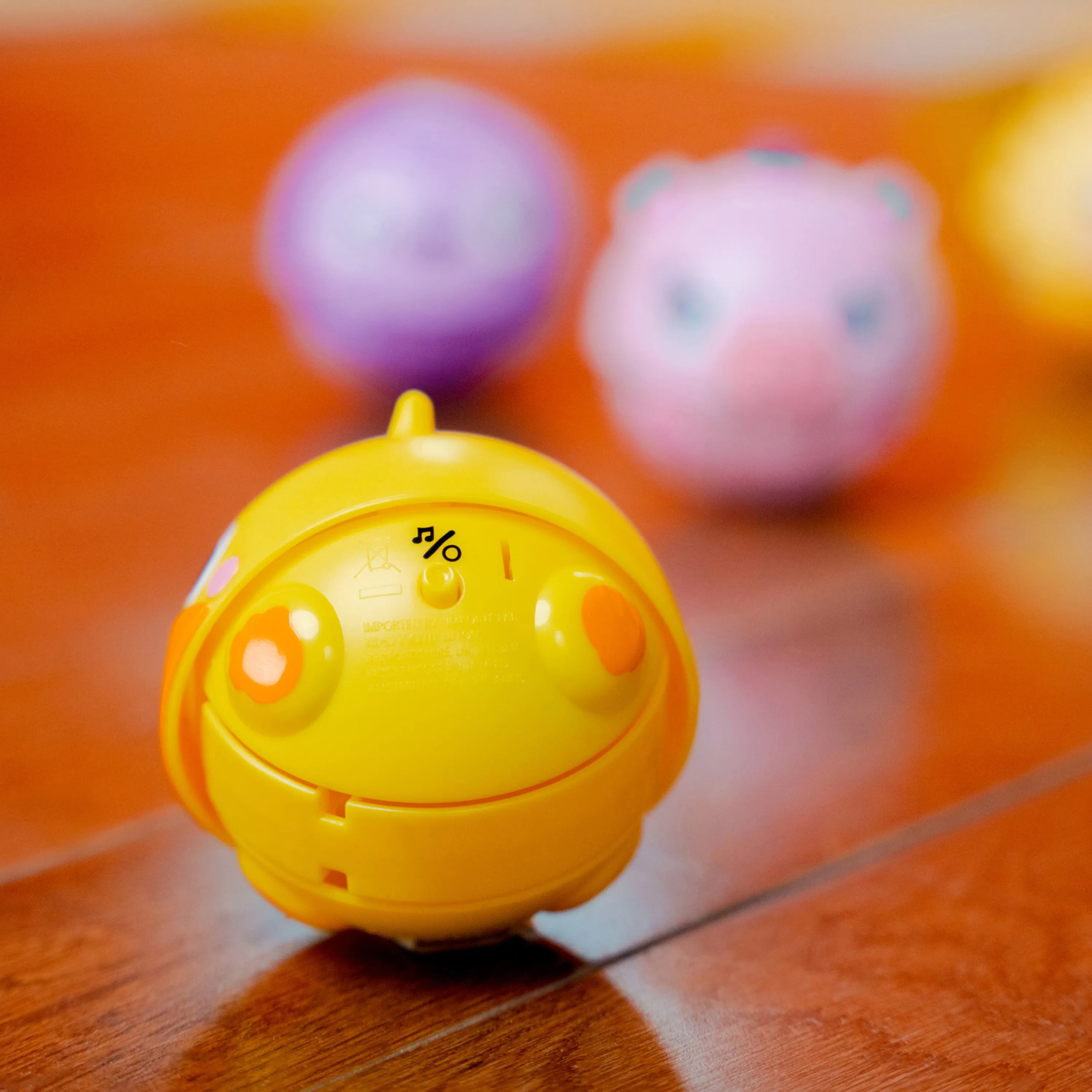 Giggables Roll & Chase Toy
