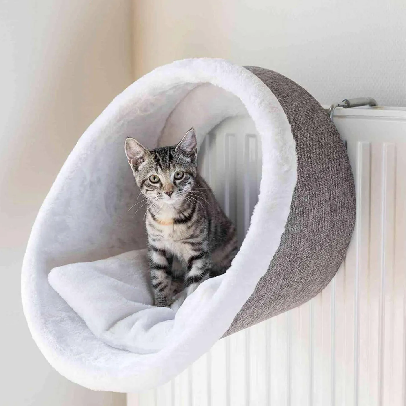 Trixie Radiator Cuddly Cat Cave