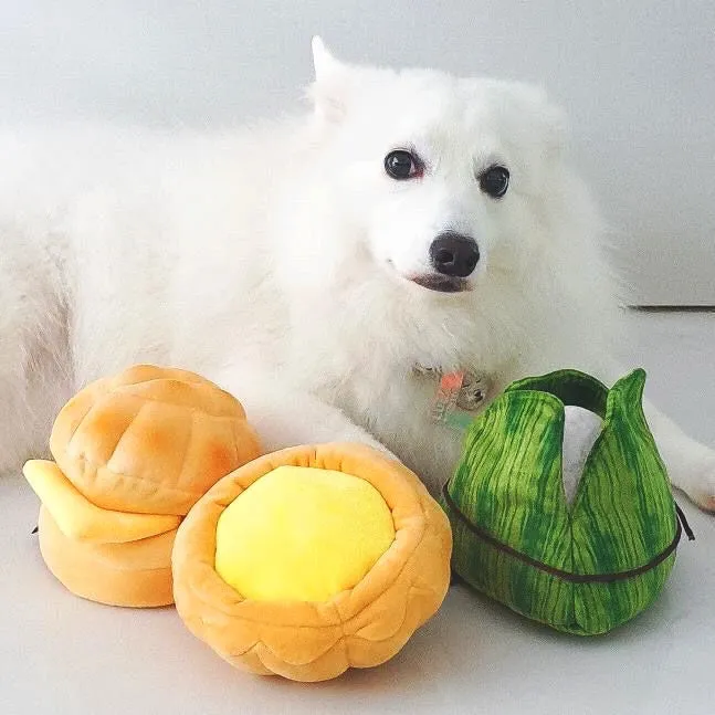 Waggle Bolo Bun Squeakie Chew Toy (Premium)